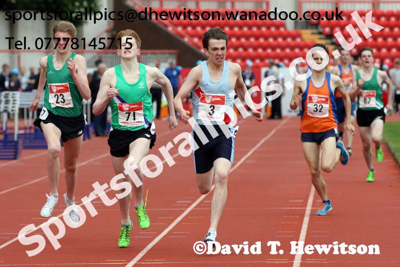 Senior boys 1500 metres hurdles, English Schools Track and Field. Photo: David T. Hewitson/Sports for All Pics